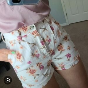NWT American Eagle Floral High Rise Denim Mom Shorts Size 14